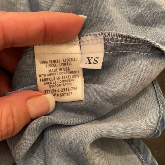 Cloth & Stone XS Tencel Halter Tank EUC - Picture 3 of 7